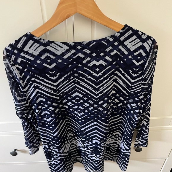 Alfani Blouse - Picture 4 of 5